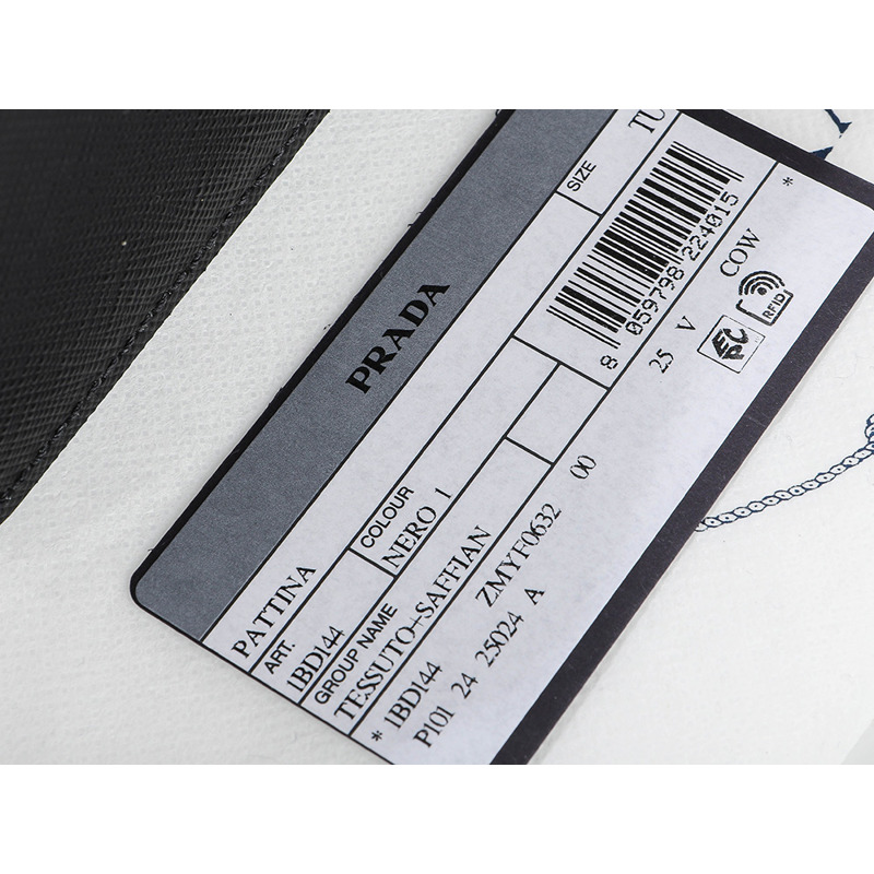 PRADA 25SS 女士 Saffiano 斜背包 (1BD144 ZMY)-19