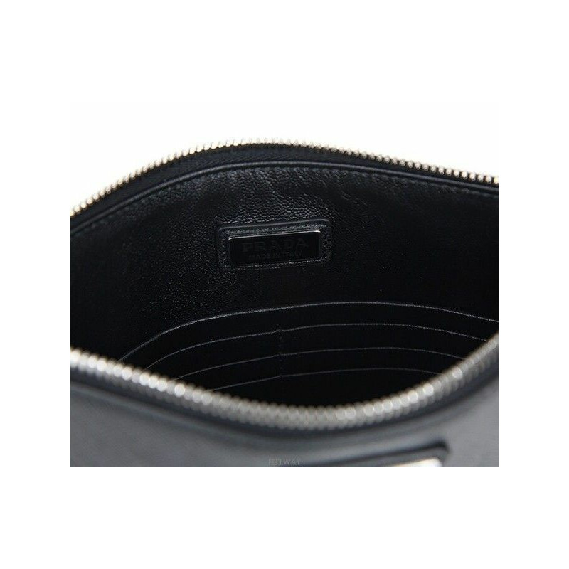 PRADA Saffiano 三角形 Logo 手拿包 黑色 印記:2NH005 PN9-4