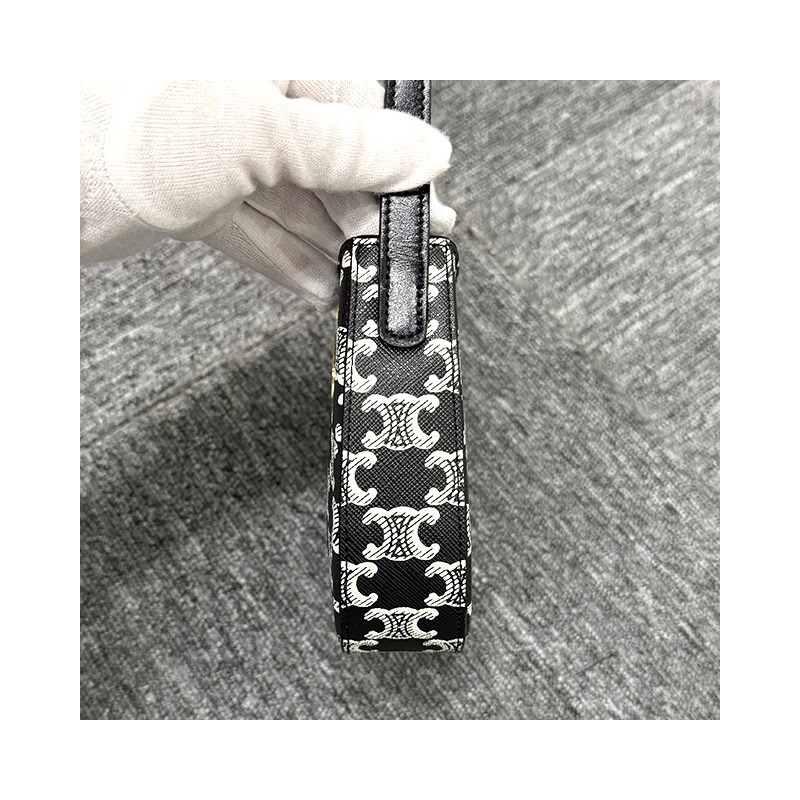 CELINE 雙色 Triomphe 帆布 Tilly 包,中號,黑色-17