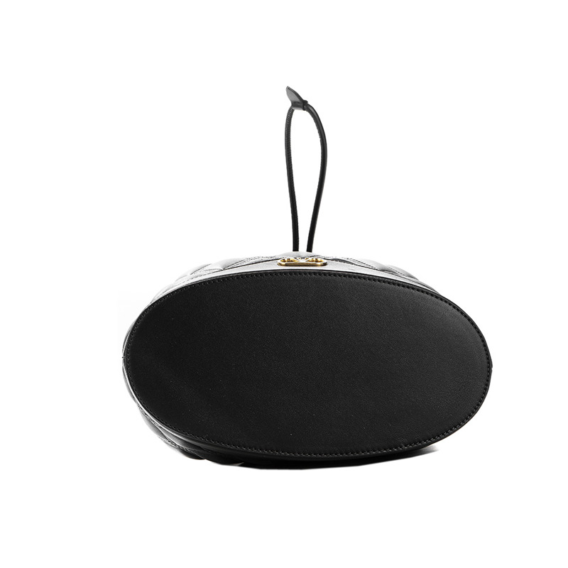 VALENTINO 25SS 女士 Garavani 單肩包-8