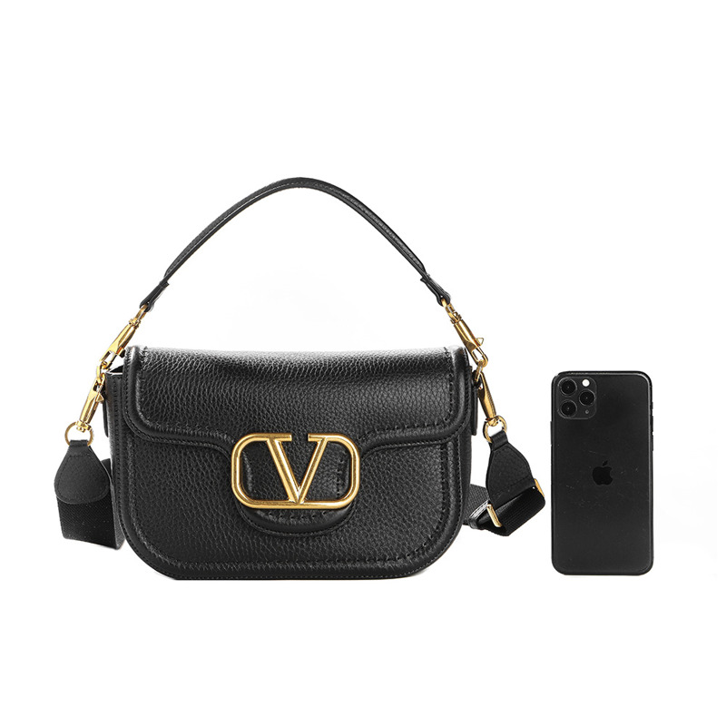 VALENTINO 25SS 女士 Garavani 單肩包-21