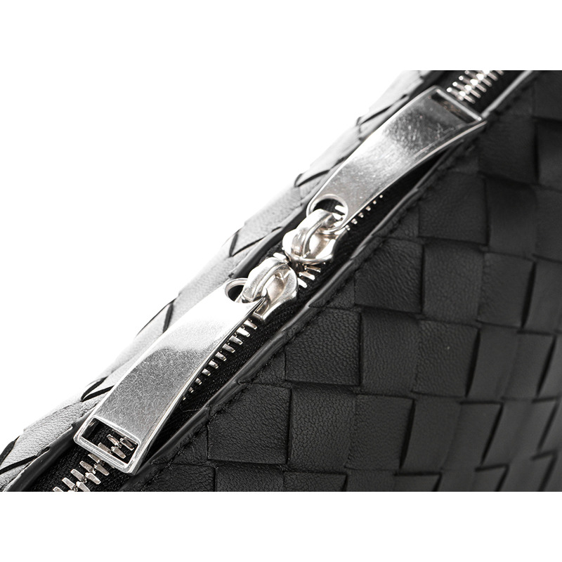 BOTTEGA VENETA 25SS 女士斜背包-11