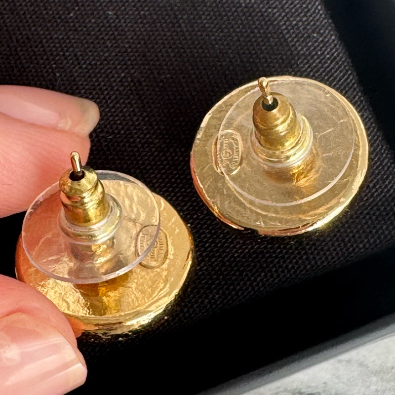 Chanel紫色圓形雙C耳環  超貴氣❤️-14