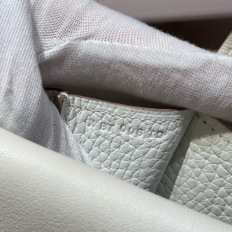 Hermes爱马仕 halzan31 8L冰川白-4