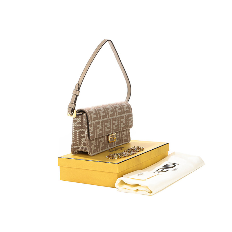 FENDI 25SS 女士單肩包-15