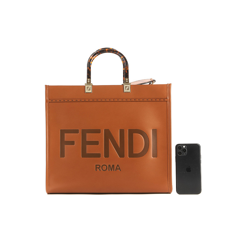 FENDI 24FW 陽光中型單肩包-19