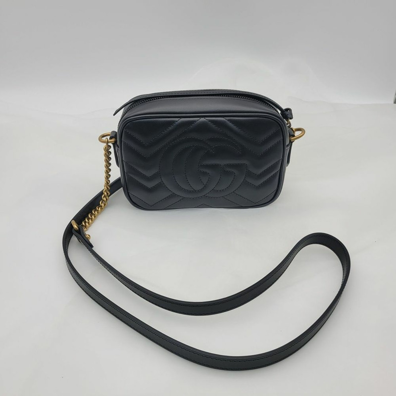 GUCCI GG Marmont 馬特拉塞凸紋迷你肩背包-3