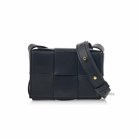 BOTTEGA VENETA 編織斜背包