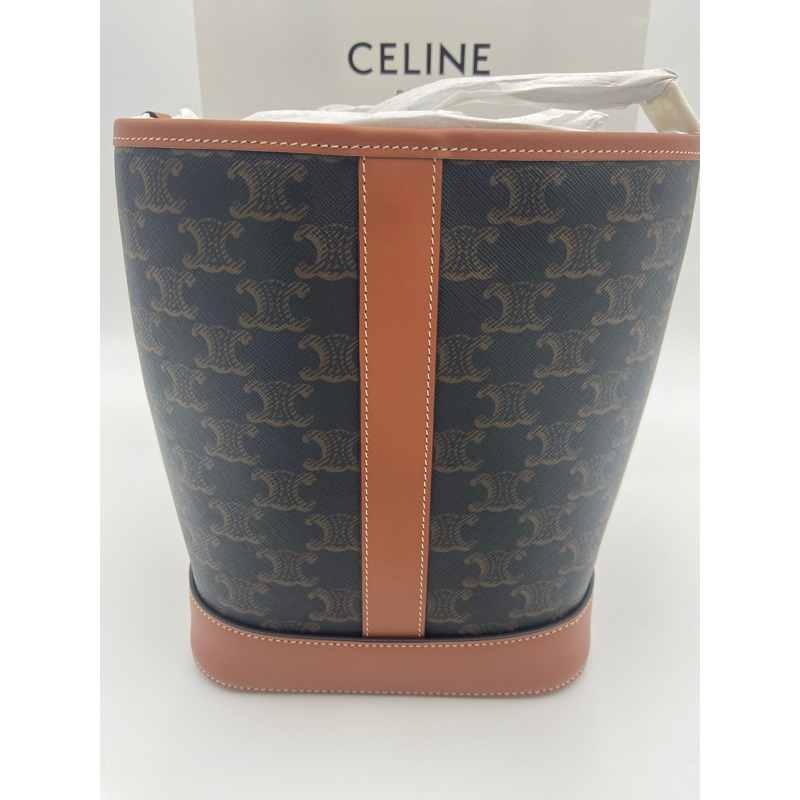 CELINE Triomphe 小號水桶包-7