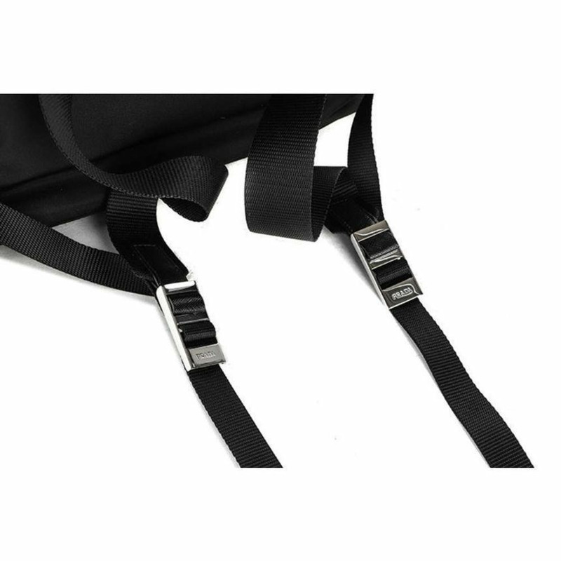 PRADA 波可諾抽繩背包-10