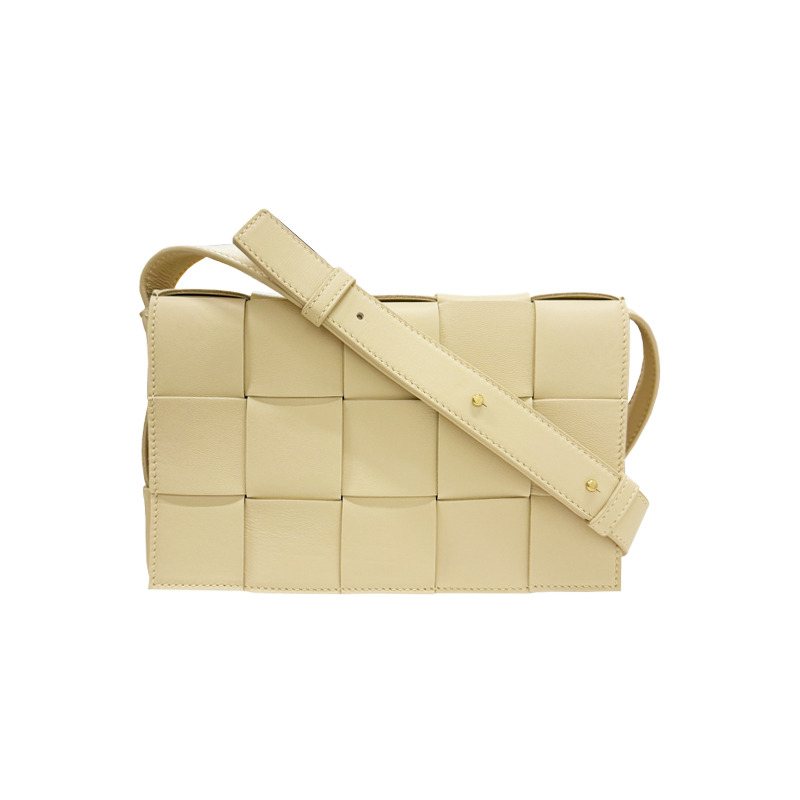 BOTTEGA VENETA 編織 Intrecciato 羊皮斜背卡帶包 Porcini (578004 VMAY1 9776)-12