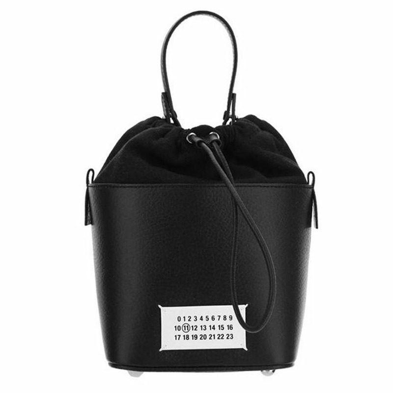 MAISON MARGIELA 小號水桶斜背包 黑色 S61WG0035 P4348 T8013-0