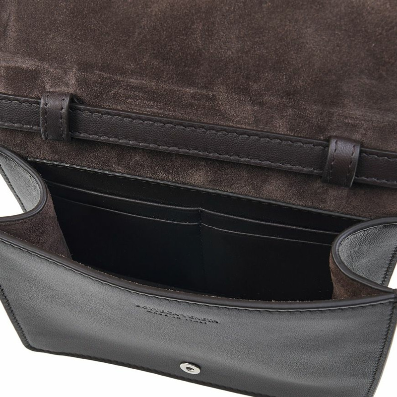 BOTTEGA VENETA Intrecciato 女士斜背包 SS25 574051 V3UO2 2145-7