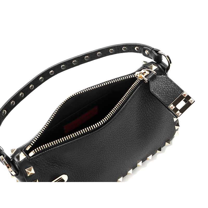 VALENTINO 25FW 鉚釘斜背包-15