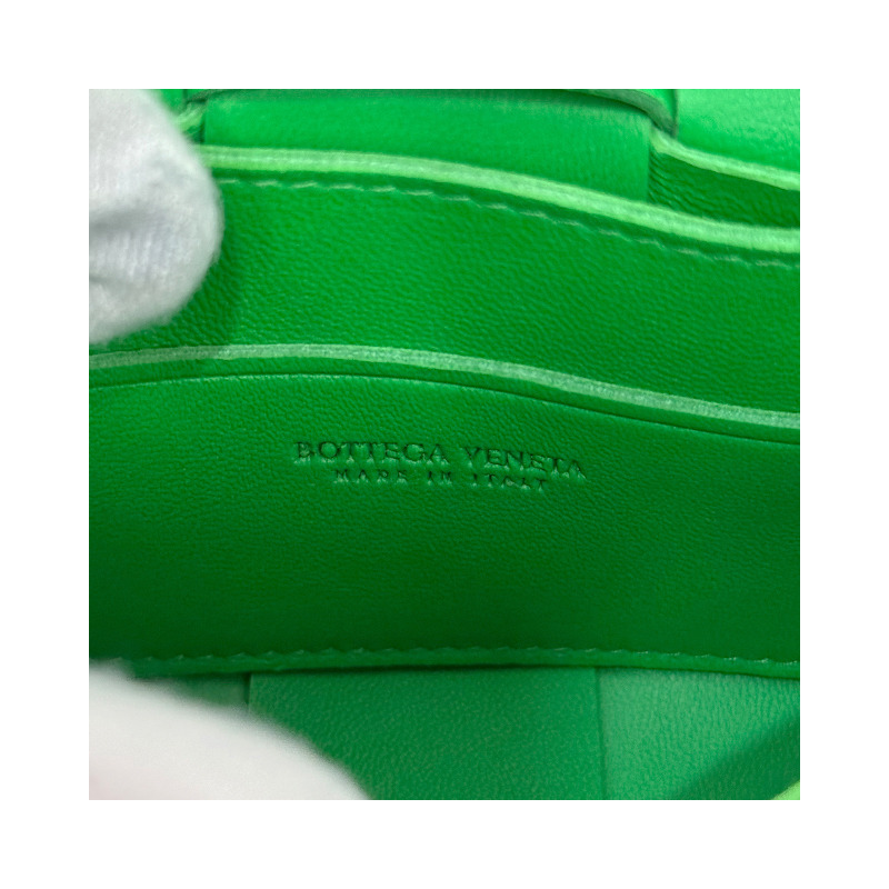 BOTTEGA VENETA Bottega Veneta 編織 Intrecciato 盒式迷你包鸚鵡 666688 VMAY1 3722-17