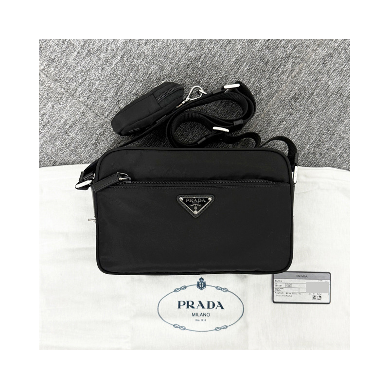 PRADA 三角形標誌尼龍斜背包 25FW 1BC167 RV44 F0002-13