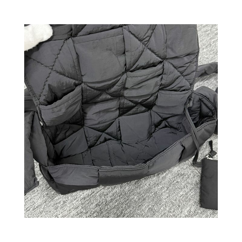 BOTTEGA VENETA Bottega Veneta Intrecciato 編織軟墊高科技卡式包-6