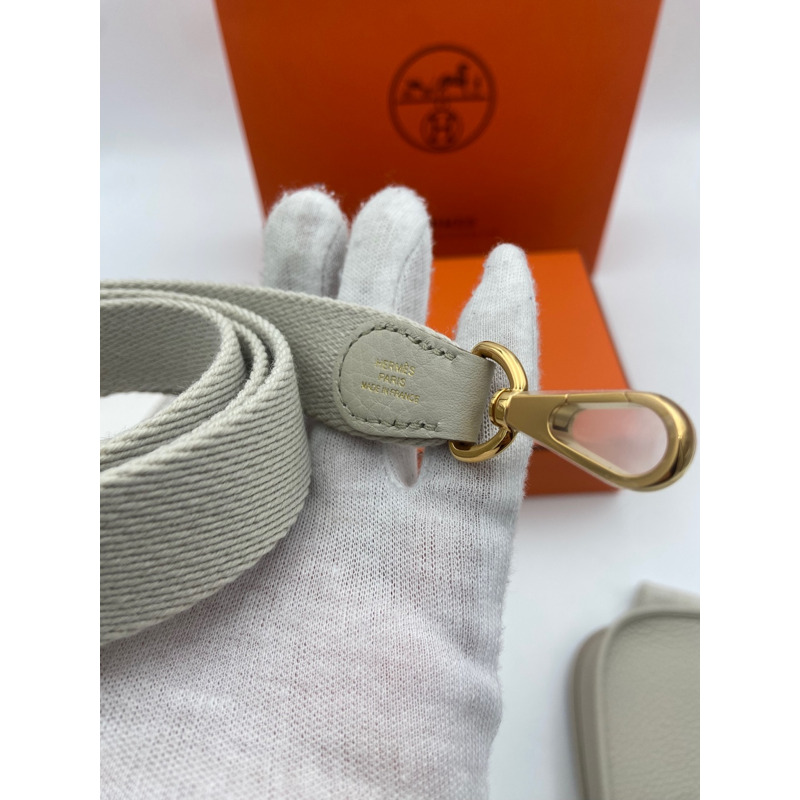 HERMES 迷你伊芙琳 16 TPM Beton 金印 H069426CCDN-9