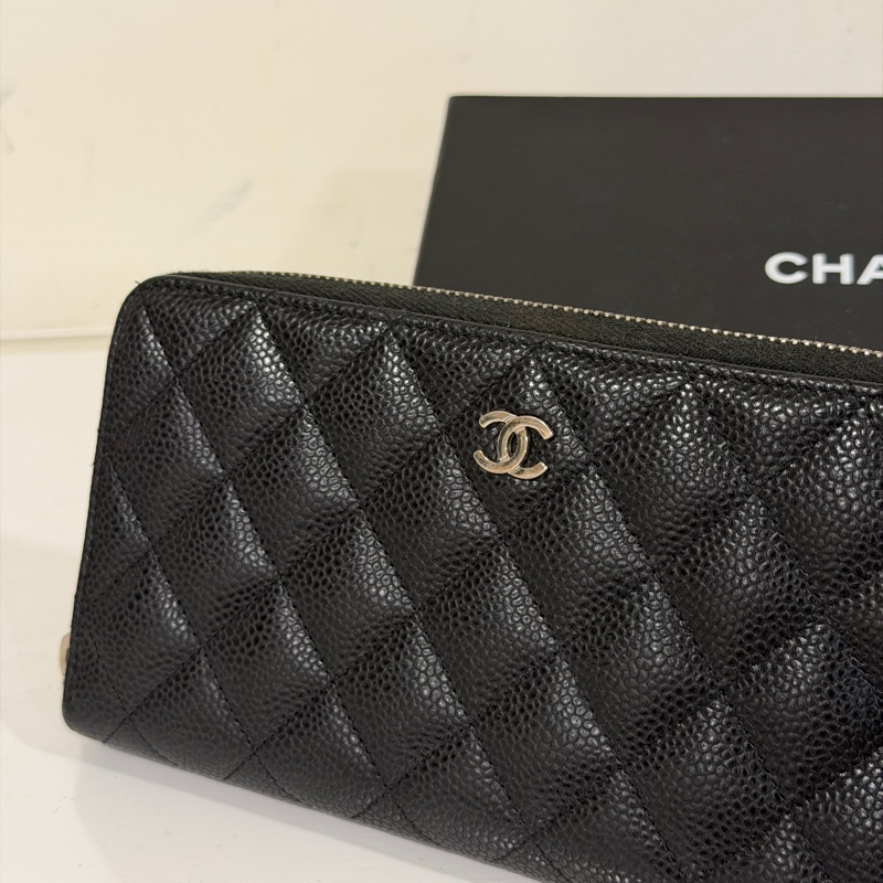 #99新閒置 #荔枝皮 #櫃上5️⃣萬 香奈兒黑銀ㄇ字拉鍊長夾-6