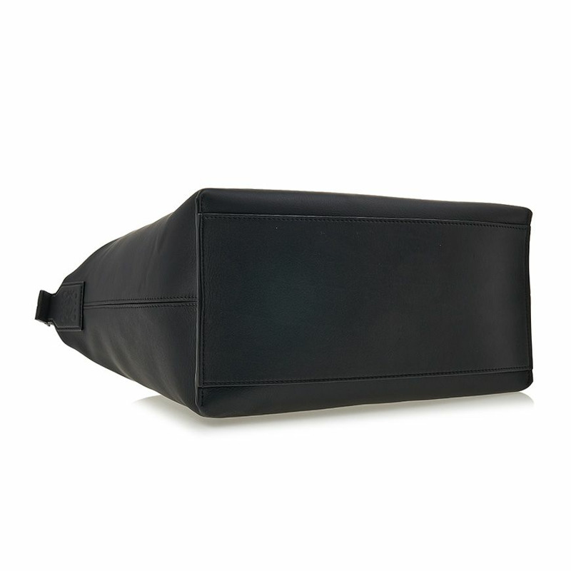 LOEWE B906K70X13 1100 FW25 女士立方體斜背包-4