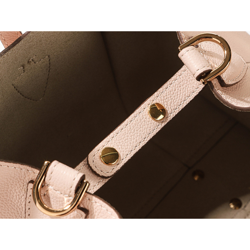 TODS 25FW 經典 Logo 裝飾手提包-12