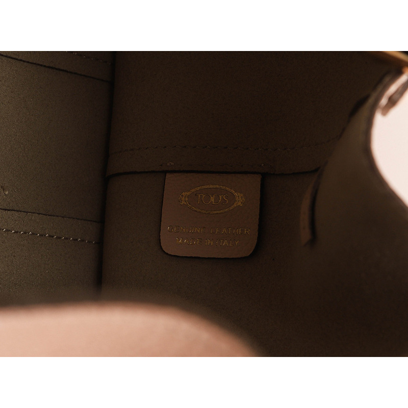 TODS 25FW 經典 Logo 裝飾手提包-15