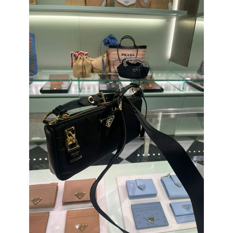 PRADA 小型尼龍皮革肩背包 黑色 1BC234 2C8Q F0002-1