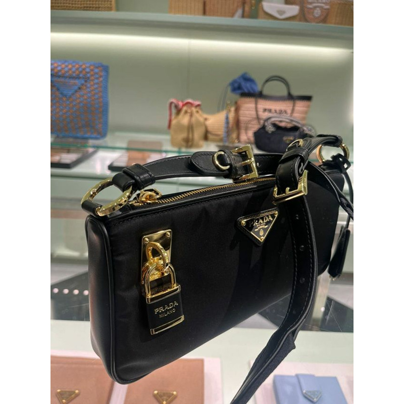 PRADA 小型尼龍皮革肩背包 黑色 1BC234 2C8Q F0002-2