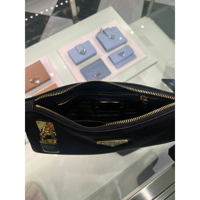 PRADA 小型尼龍皮革肩背包 黑色 1BC234 2C8Q F0002-3