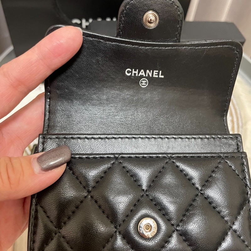 🔥包況良好~閒置釋出🔥Chanel cf 稀有雙C銀扣 黑羊皮零錢卡包(可+鏈條變小廢包)-1