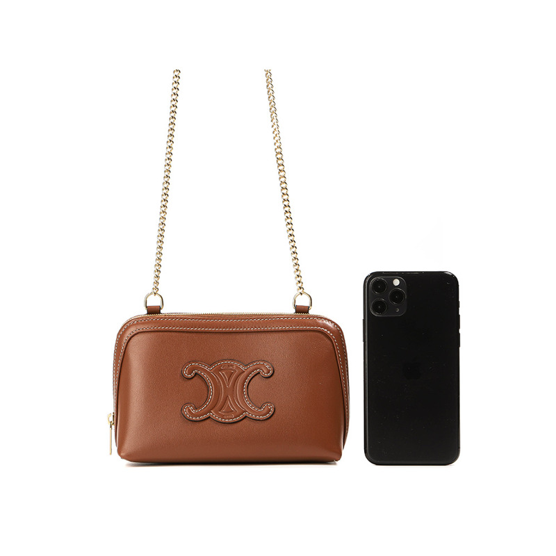 CELINE 25FW 女士 Quir Triope 肩背包 10E383DR8 04LU-17