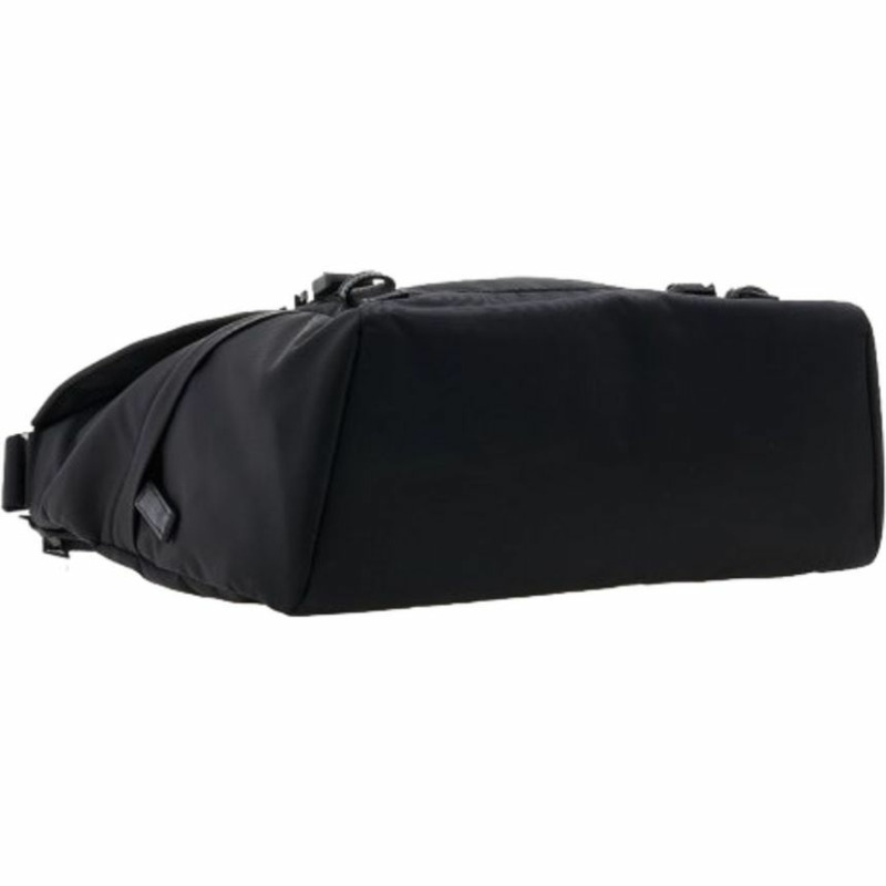 PRADA 輕便尼龍斜背包-5