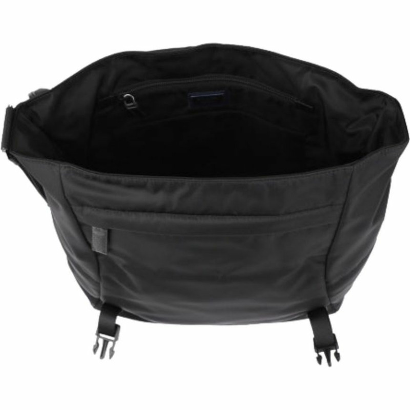 PRADA 輕便尼龍斜背包-6