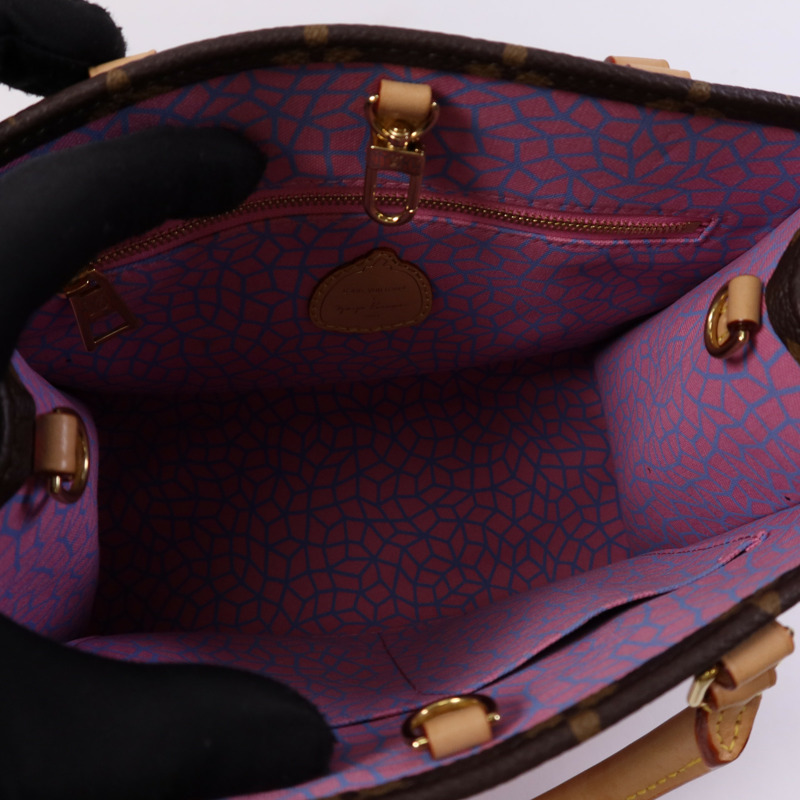 LOUIS VUITTON Monogram LVxYayoi Kusama On The Go PM金扣手挽肩背兩用袋-4