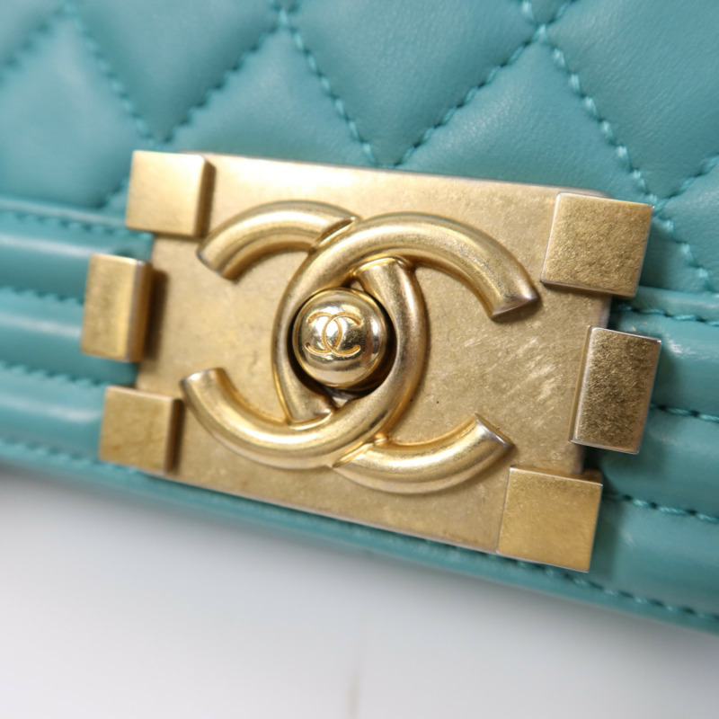 CHANEL 羊皮皮革Boy 25金扣鏈帶肩背袋-6