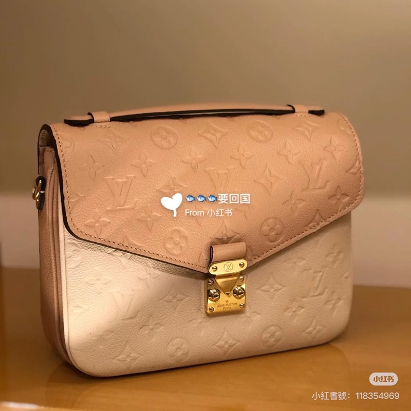 #全新帶膜 #全配🈶購證 #專櫃近🔟萬 Lv Pochette Métis牛皮壓紋郵差包-2