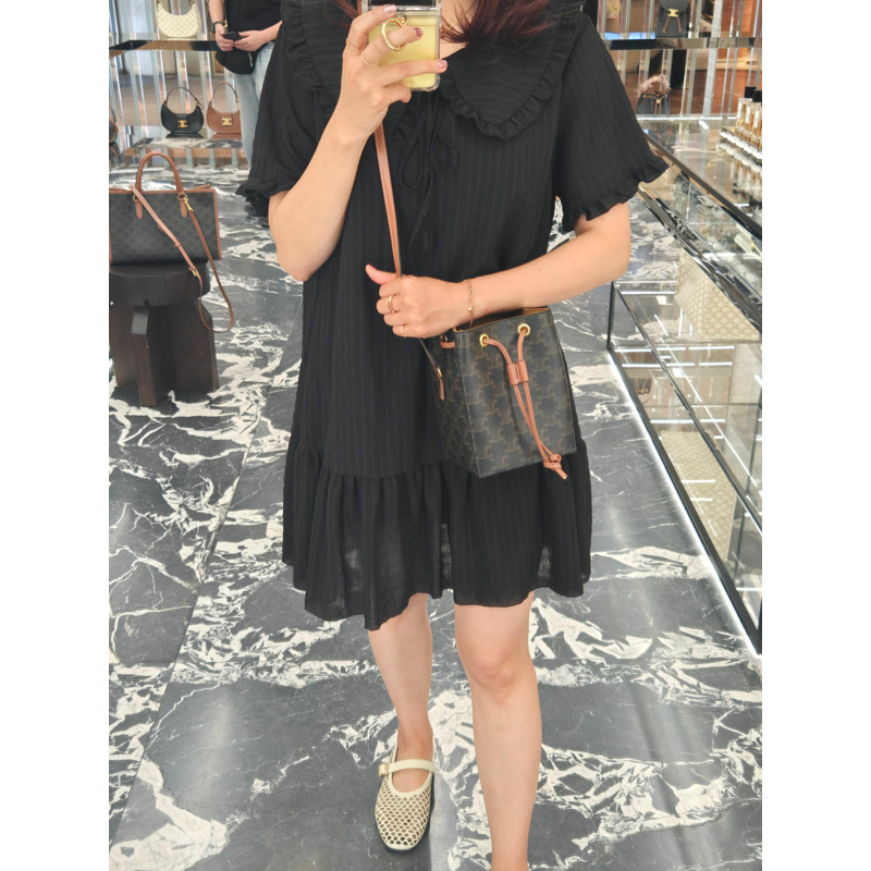 CELINE Triomphe帆布小牛皮Micro Sailor迷你水桶包 棕褐色 10M742GC-1