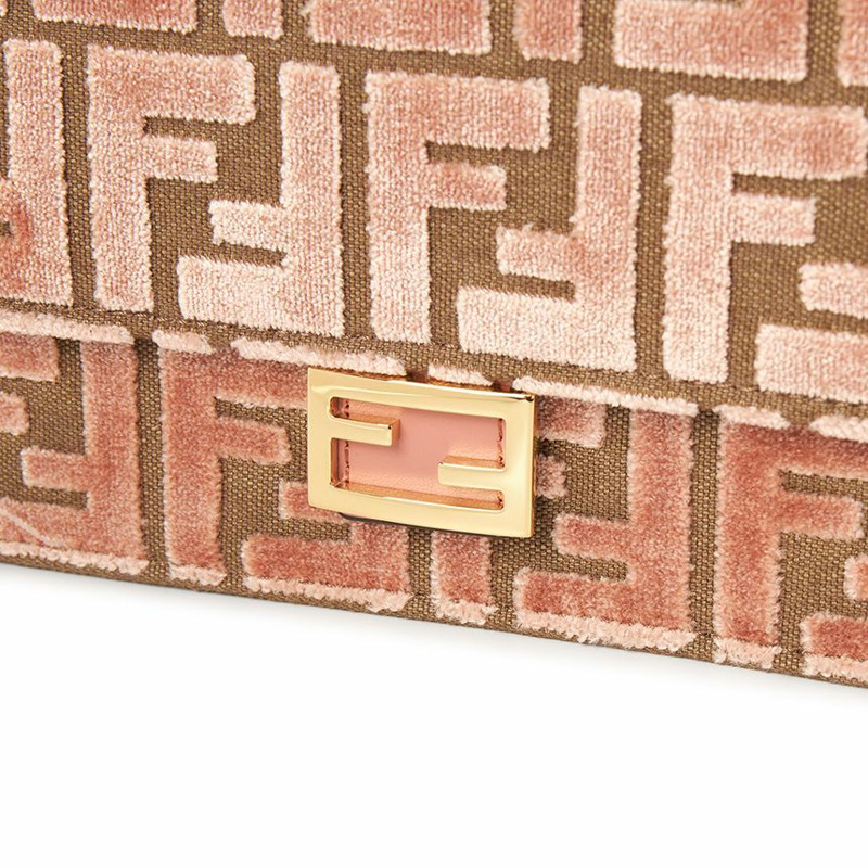 FENDI 女士鏈條法棍包 8M0498 AT14 F13VM-7