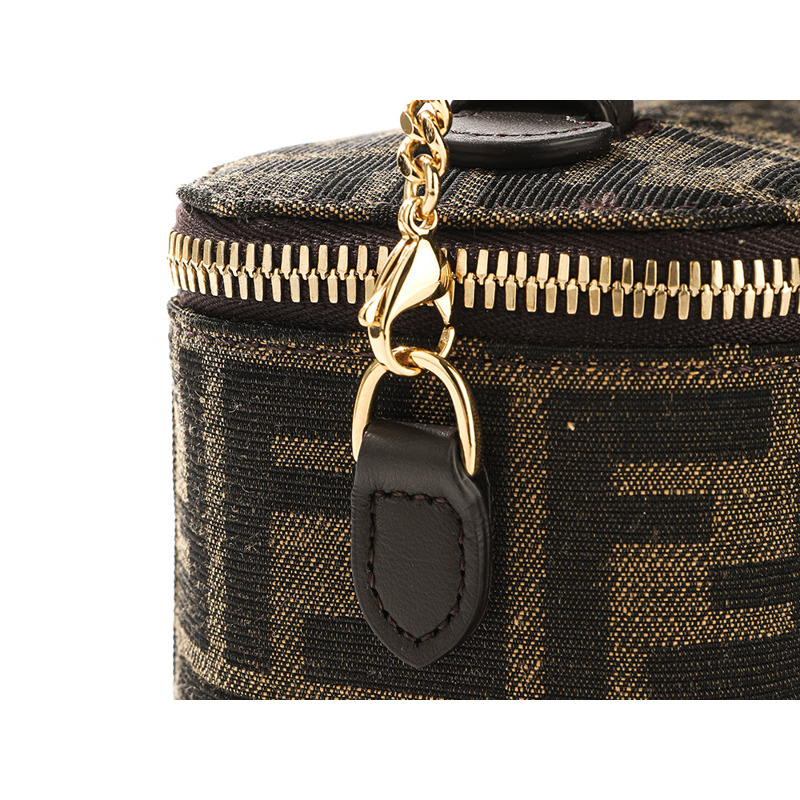 FENDI 25FW 女士化妝單肩包-10