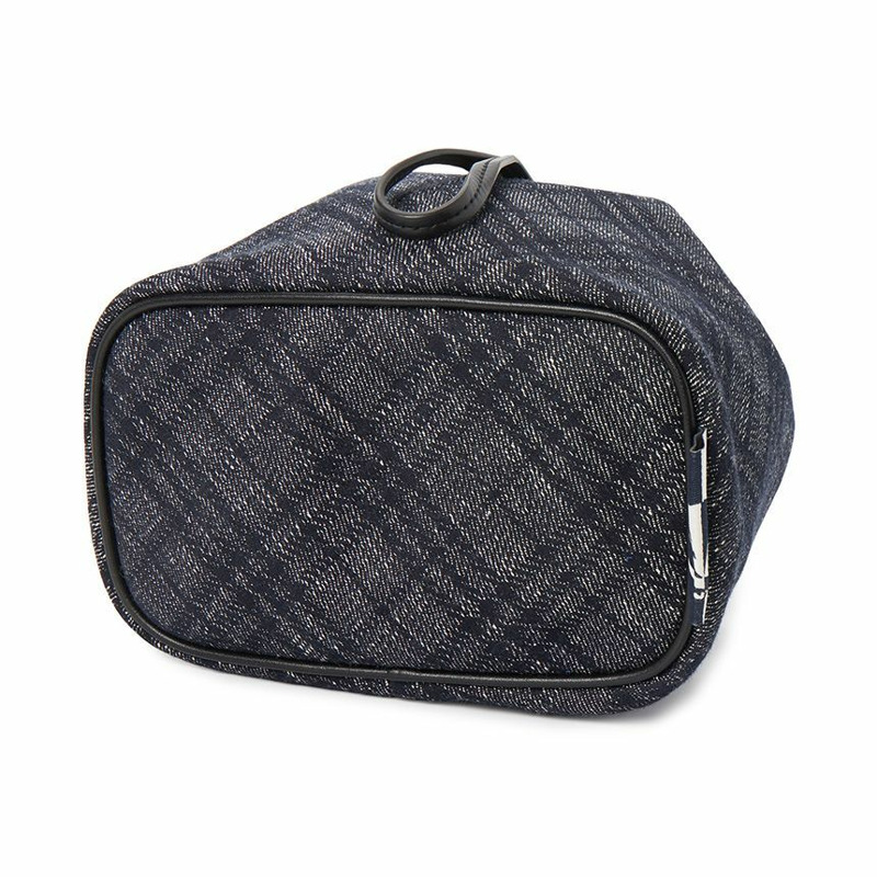 BURBERRY 抽繩牛仔布女士水桶包 8111940-4