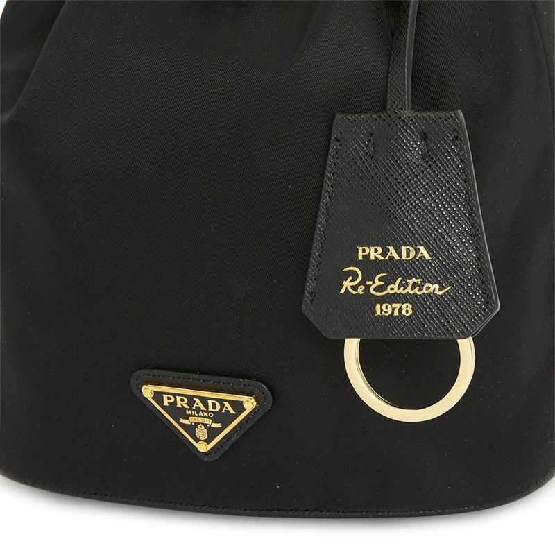PRADA 1978 年復刻版尼龍女士水桶包 1BE067 RV44 F0002 WOP-7