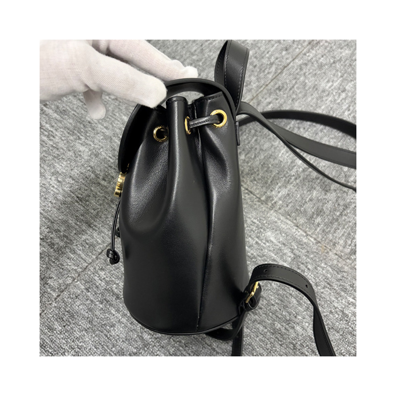 CELINE Triomphe 光滑小牛皮 Bonnie 雙肩包-17