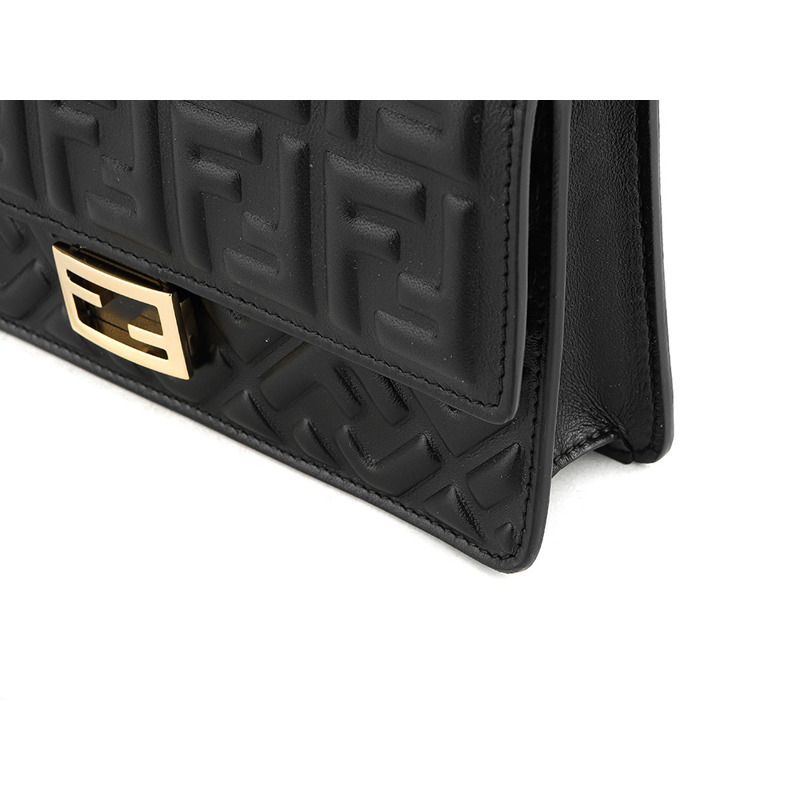 FENDI 25FW 女士單肩包-14
