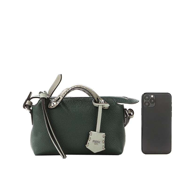 FENDI 25FW 女士 Bidway Selleria 手提包-18