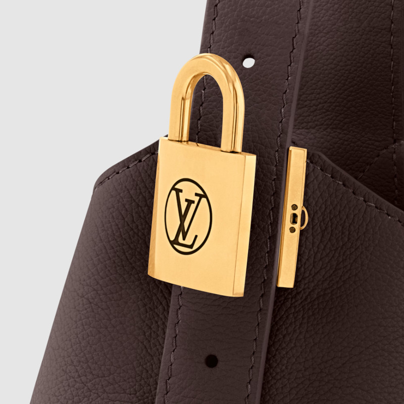 LOUIS VUITTON Low Key Hobo MM M12982-4