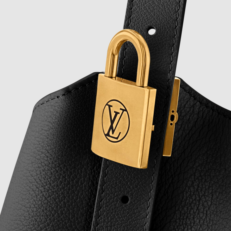 LOUIS VUITTON 路易威登 Low Key Hobo MM 手袋 M24856-3