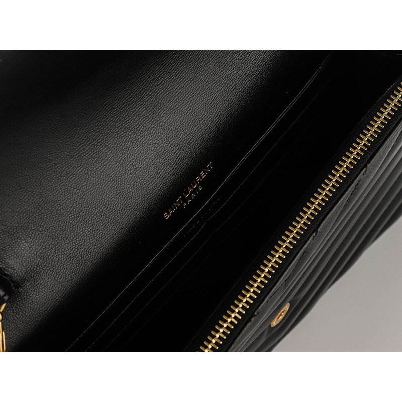 SAINT LAURENT 25FW Cassandra 馬特拉塞凸紋單肩包-16