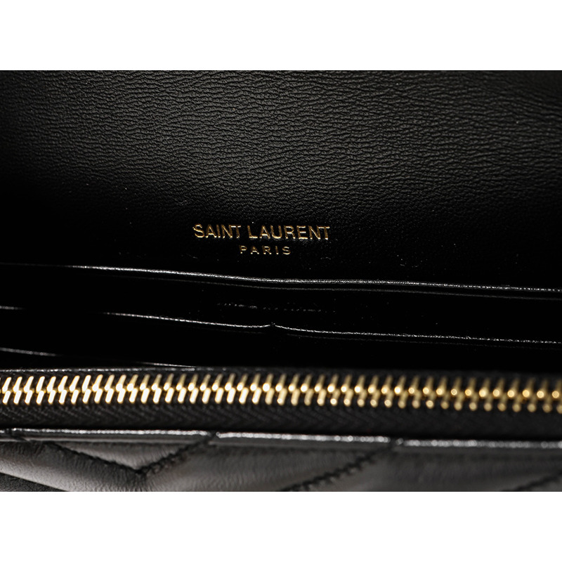 SAINT LAURENT 25FW Cassandra 馬特拉塞凸紋單肩包-17