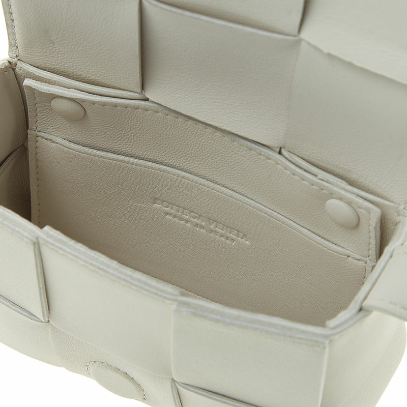BOTTEGA VENETA 女士卡帶包 666688 VMAY1 9009-8