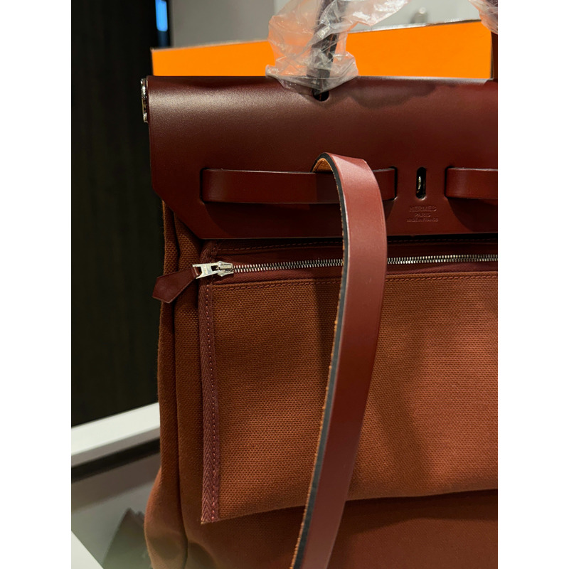 MONCLER 愛馬仕酒紅色帆布銀色背包-5